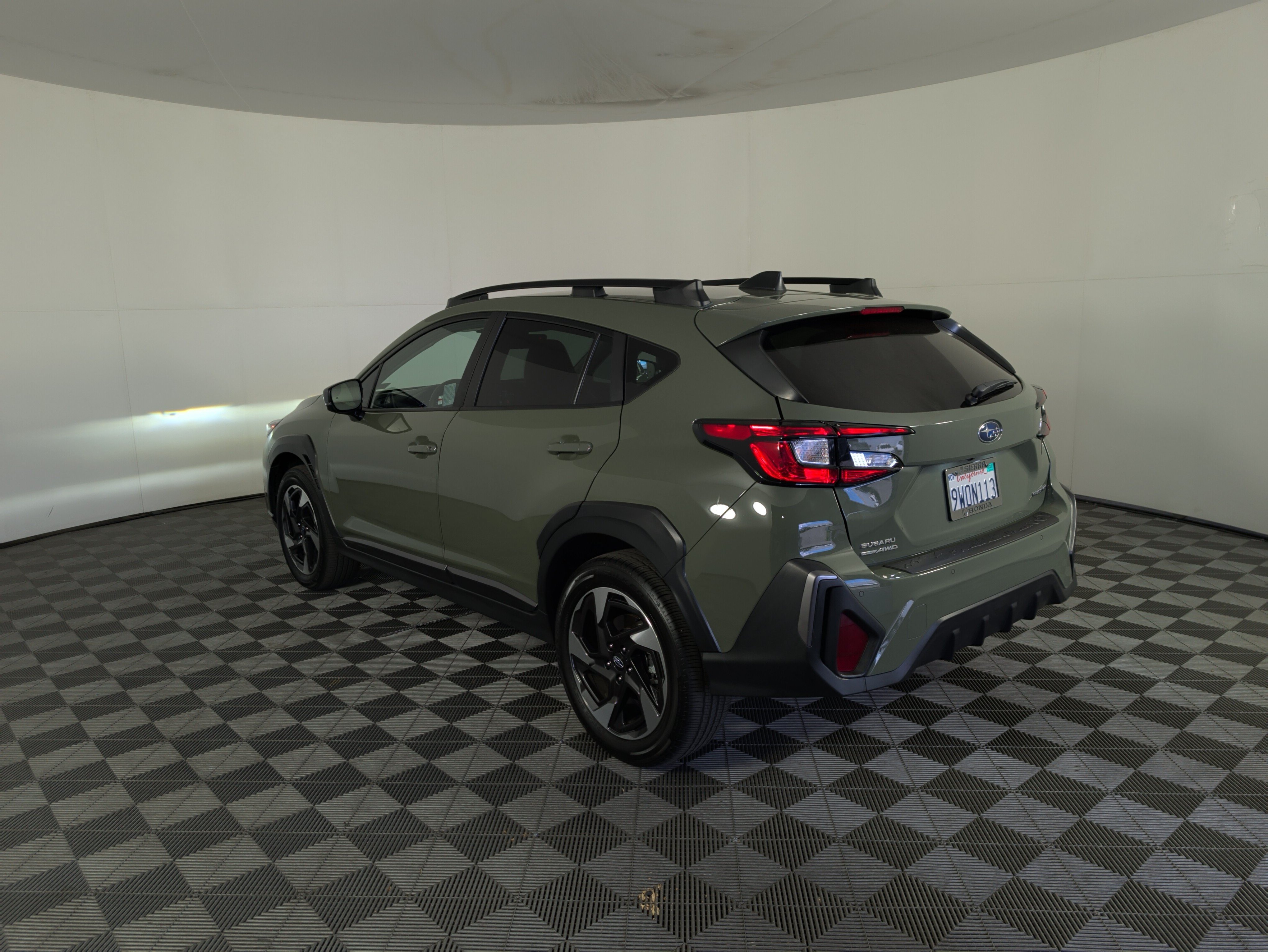 Used 2025 Subaru Crosstrek 2.5i Limited w/ Crosstrek Mirror Package AWD/4WD image 6