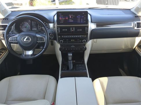 Used 2022 Lexus GX 460 Luxury image 16