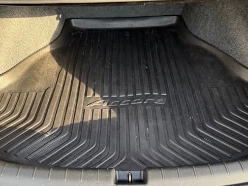 Used 2015 Honda Accord EX-L image 23