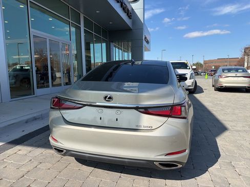 Used 2022 Lexus ES 350 w/ Premium Package image 16