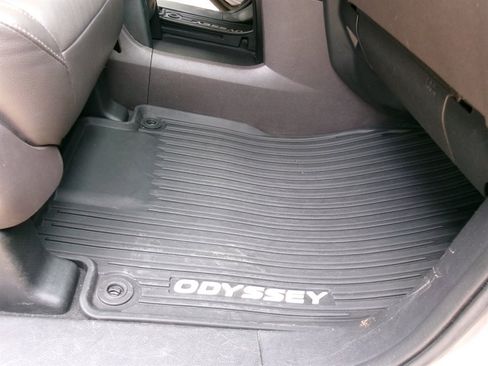 Used 2023 Honda Odyssey Touring image 25