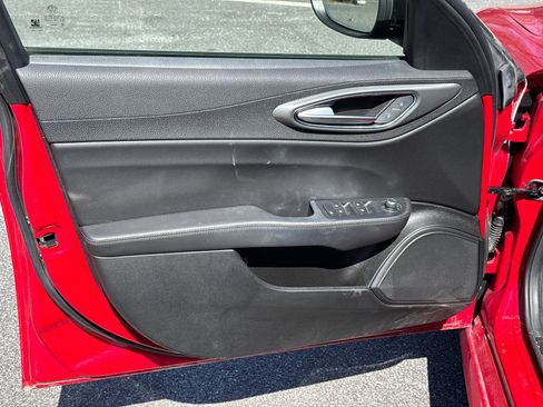 Used 2024 Alfa Romeo Giulia Ti image 10