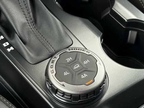 New 2025 Ford Bronco Badlands AWD/4WD image 24