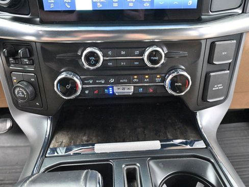 Used 2022 Ford F150 Lariat w/ Equipment Group 502A High image 26