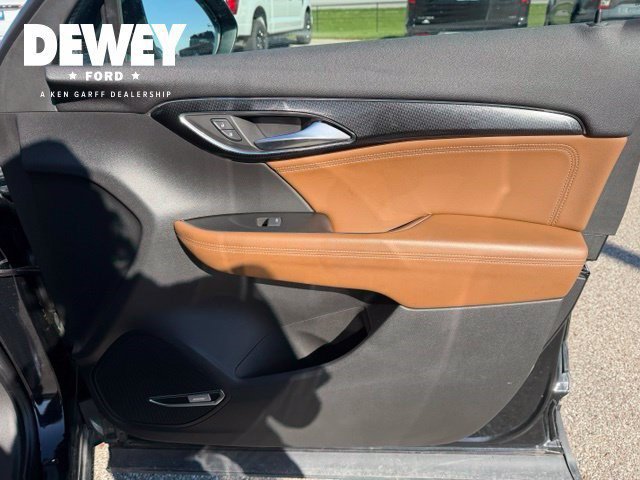 Used 2021 Buick Envision Essence AWD/4WD image 36
