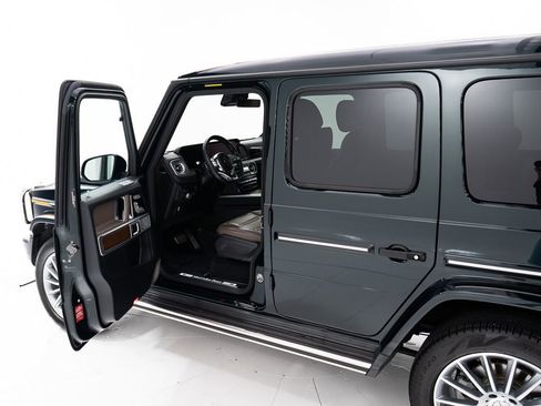 Used 2022 Mercedes-Benz G 550 image 9