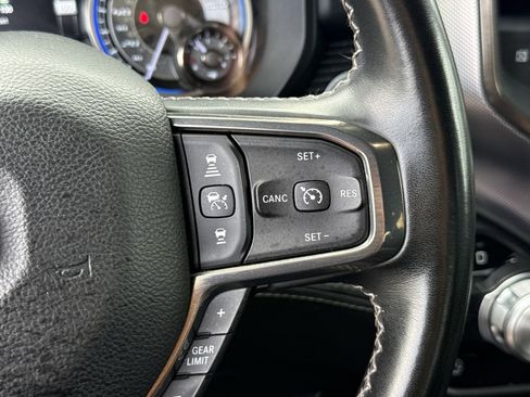 Used 2021 RAM 1500 Limited w/ Night Edition image 17