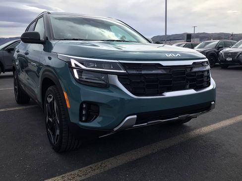 New 2026 Kia Seltos SX AWD/4WD image 1