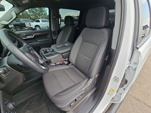 Used 2024 Chevrolet Silverado 1500 RST AWD/4WD image 15