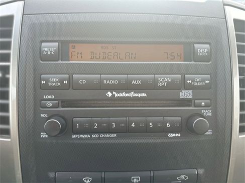 Used 2012 Nissan Frontier SL image 17