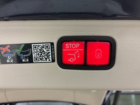 Used 2025 Mercedes-Benz EQS 450+ 4MATIC SUV image 24