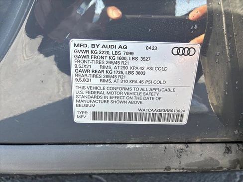 Used 2024 Audi Q8 e-tron Premium Plus w/ Premium Plus Package AWD/4WD image 15