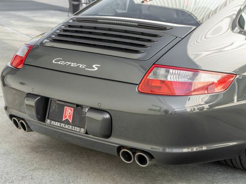 Used 2006 Porsche 911 Carrera S RWD image 6