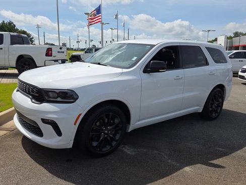 Used 2021 Dodge Durango GT RWD image 3