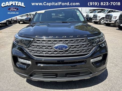 Certified 2023 Ford Explorer XLT w/ Equipment Group 202A AWD/4WD image 10