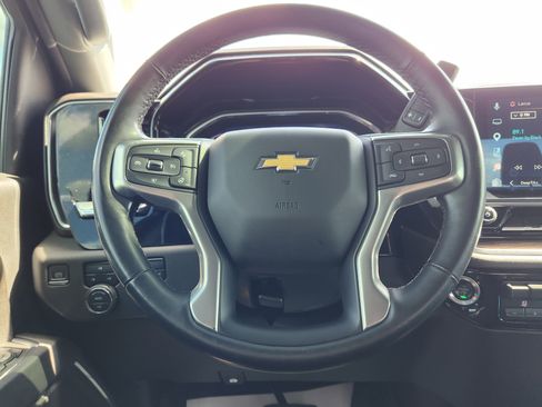 Used 2024 Chevrolet Silverado 2500 LT AWD/4WD image 22
