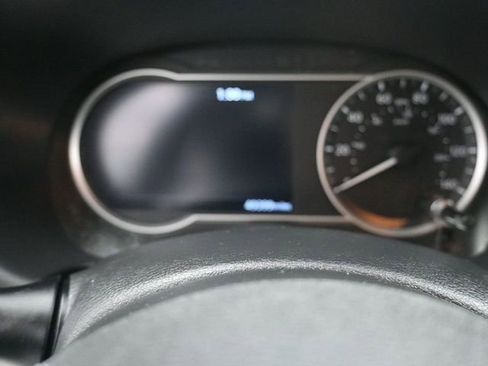 Used 2020 Nissan Kicks SR w/ Exterior Package image 15