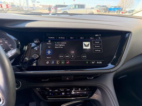 Used 2023 Buick Envision Avenir image 19