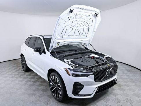 New 2026 Volvo XC60 B5 Ultra w/ Protection Package Premier AWD/4WD image 33