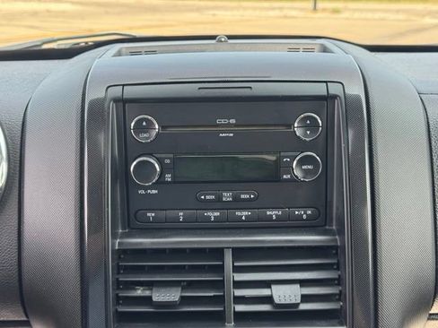 Used 2009 Ford Explorer Sport Trac Adrenalin AWD/4WD image 21