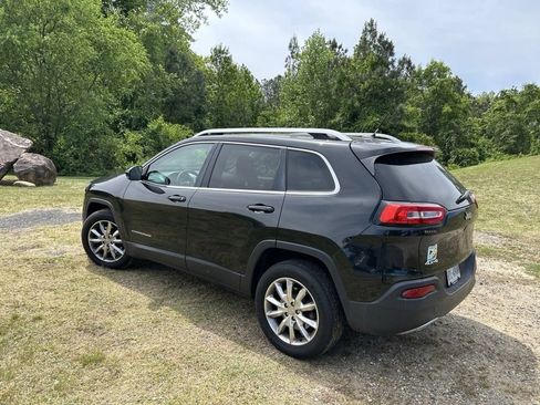 Used 2015 Jeep Cherokee Limited AWD/4WD image 5