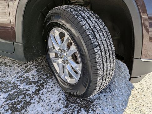 Used 2019 Chevrolet Traverse LT image 36