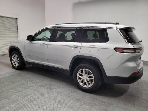 Used 2024 Jeep Grand Cherokee L Laredo AWD/4WD image 3