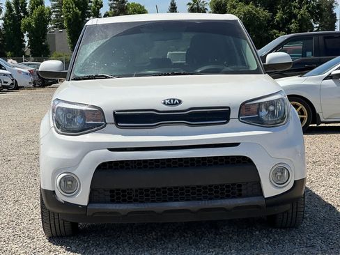 Used 2019 Kia Soul + FWD image 11