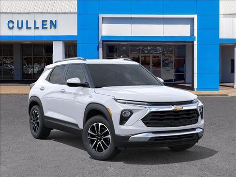 New 2026 Chevrolet TrailBlazer LT w/ LT Cold Weather Package FWD image 7