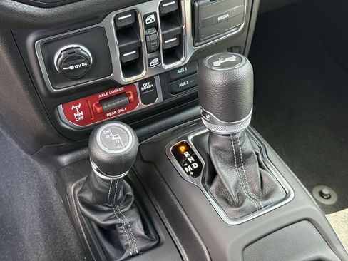 New 2026 Jeep Wrangler Willys AWD/4WD image 26