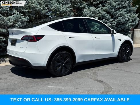 Used 2024 Tesla Model Y Long Range AWD/4WD image 10
