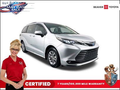 Used 2025 Toyota Sienna XLE