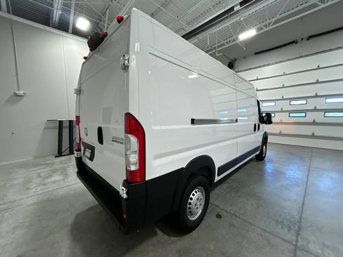 Used 2026 RAM ProMaster 2500 w/ Convenience Group FWD image 6