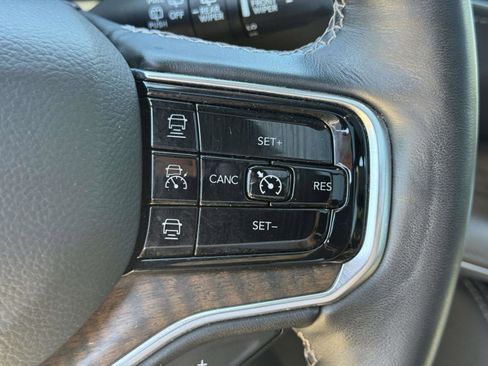 Used 2022 Jeep Grand Wagoneer Series I w/ Flexible Seating Group AWD/4WD image 21