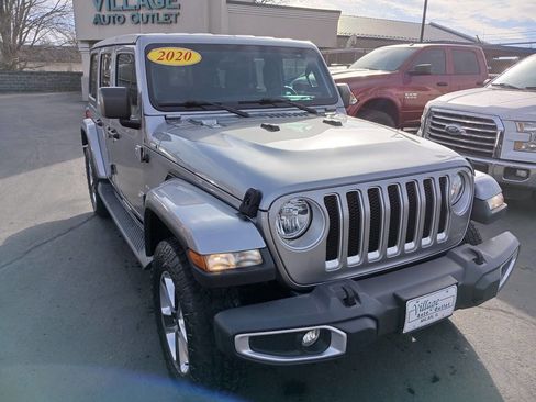 Used 2020 Jeep Wrangler Unlimited Sahara image 21