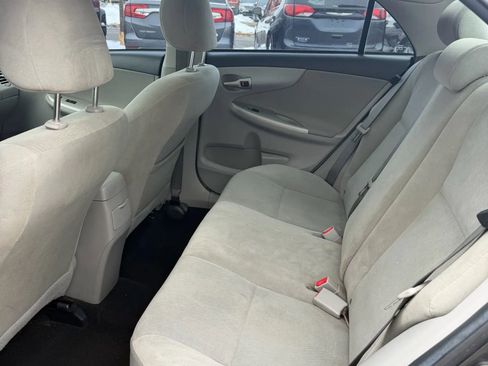 Used 2013 Toyota Corolla LE Special Edition image 9