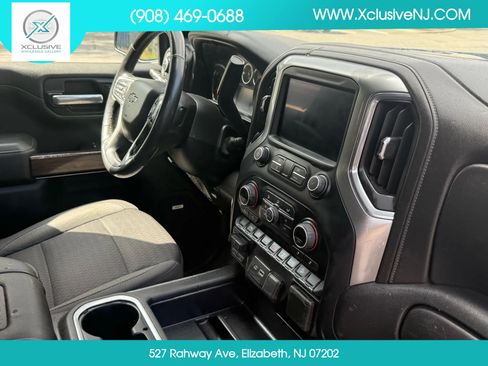 Used 2020 Chevrolet Silverado 1500 LT Trail Boss AWD/4WD image 19