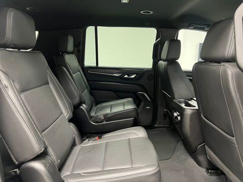 Used 2022 GMC Yukon XL Denali AWD/4WD image 52