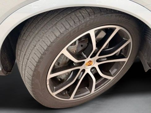 Used 2021 Porsche Cayenne S AWD/4WD image 42