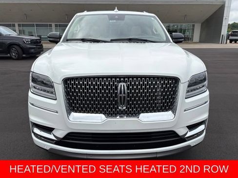Used 2021 Lincoln Navigator Reserve w/ Luxury Package AWD/4WD image 11