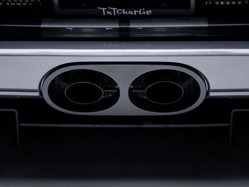 Used 2006 Ford GT image 35