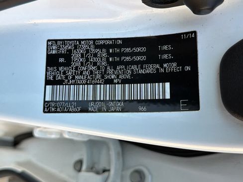 Used 2015 Lexus LX 570 4WD image 21