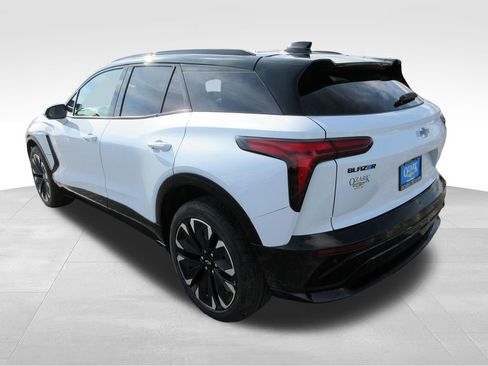 New 2026 Chevrolet Blazer EV RS image 3
