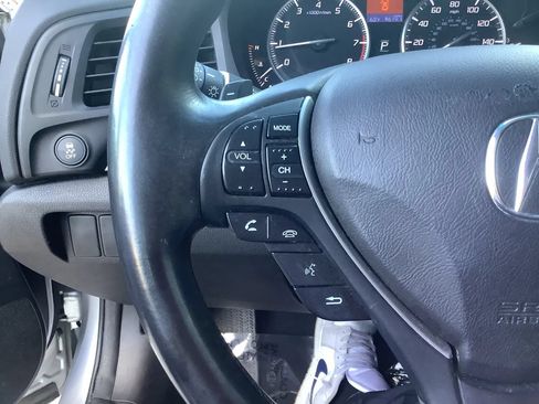 Used 2014 Acura ILX FWD image 25