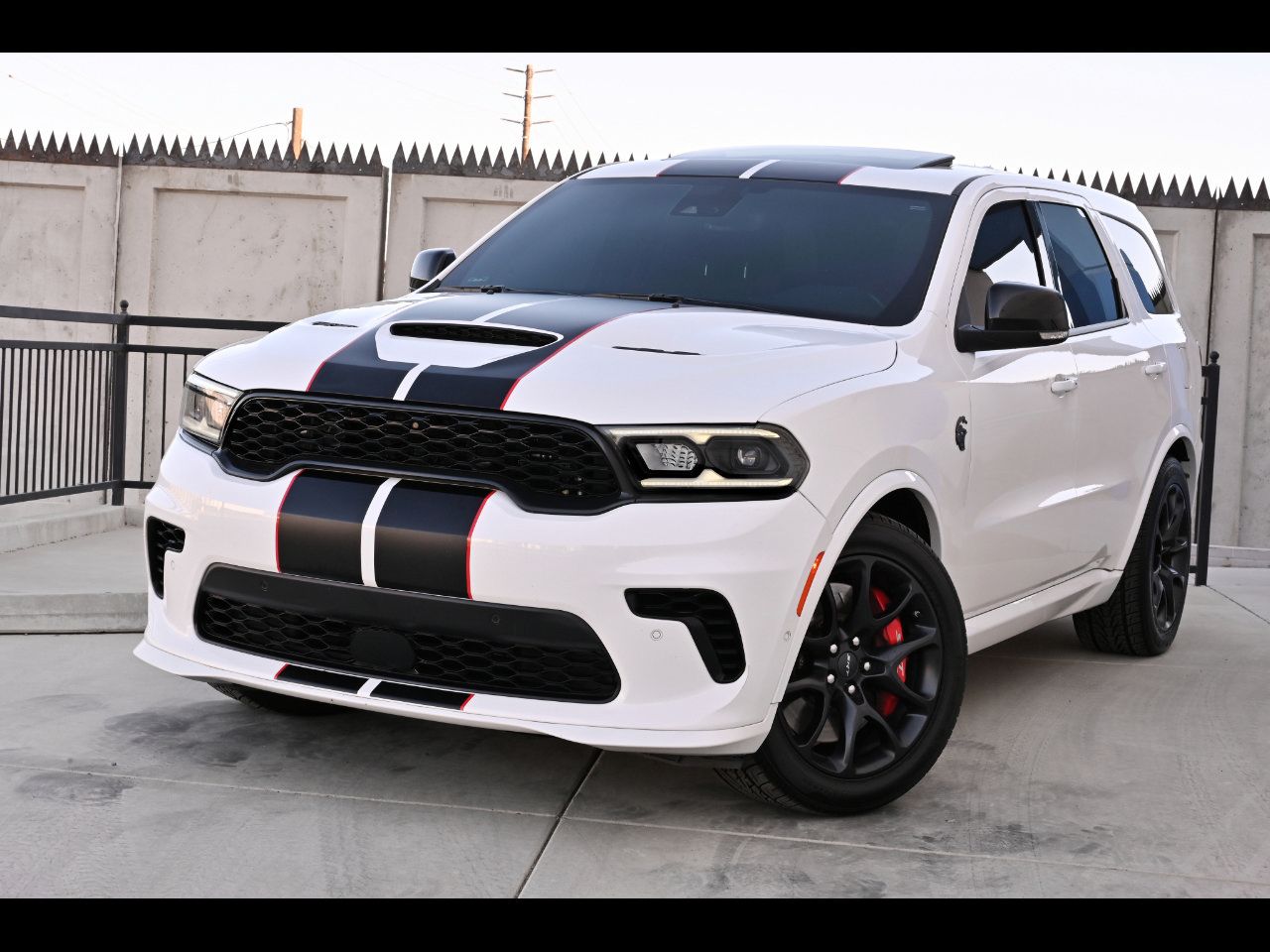 Used 2021 Dodge Durango SRT Hellcat w/ Premium Interior Group AWD/4WD image 1