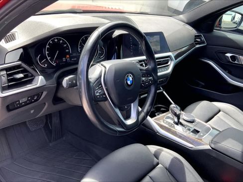 Used 2020 BMW 330i xDrive Sedan w/ Convenience Package AWD/4WD image 2