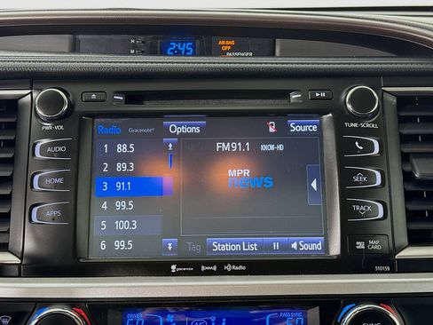 Used 2016 Toyota Highlander XLE AWD/4WD image 15