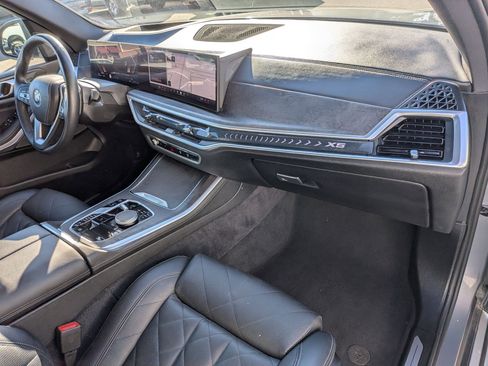 Used 2024 BMW X5 xDrive40i image 33