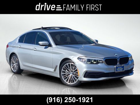Used 2020 BMW 530i xDrive image 1
