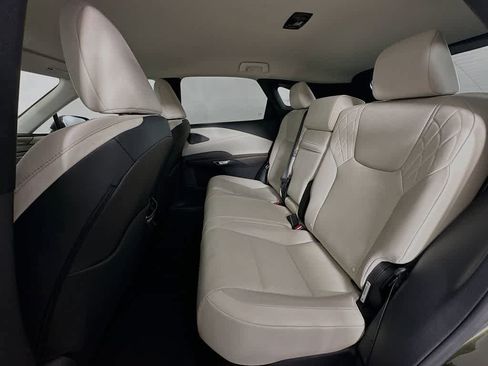 Used 2023 Lexus RX 350 FWD image 14